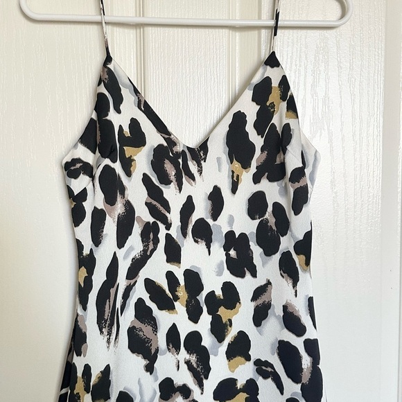 SUPERDOWN: animal print midi dress -Size XS - Picture 4 of 7